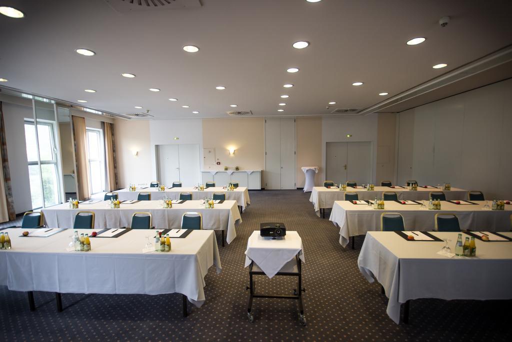 Ibb Centre Hotel 3*